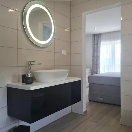 빌라 I&n 마카르스카